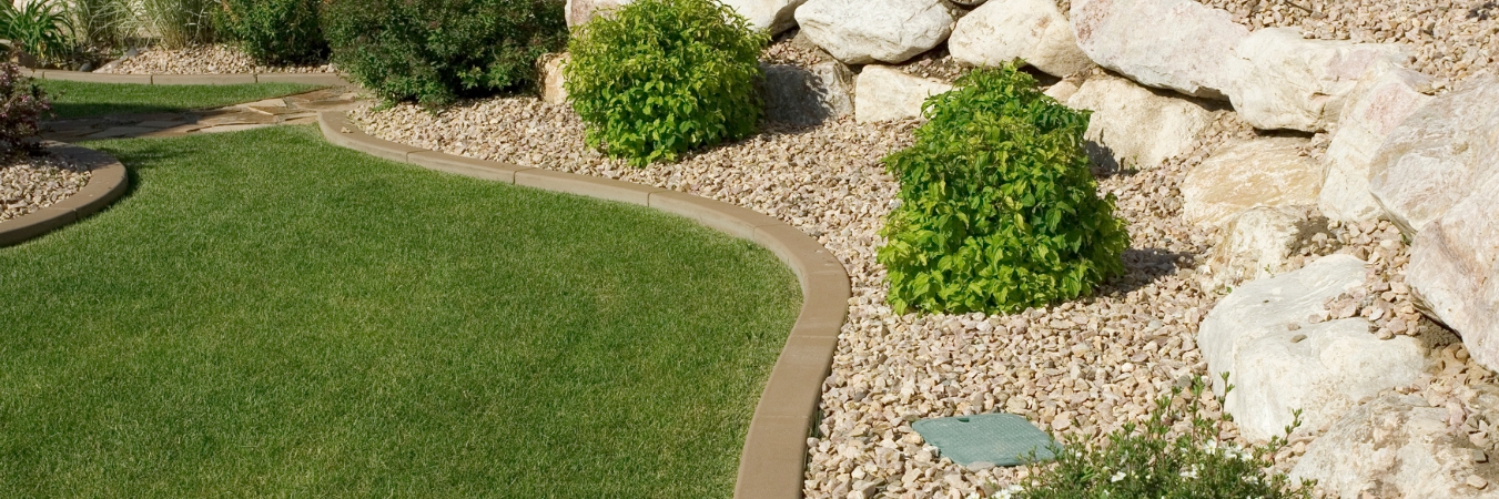 Guide to Landscape Edging